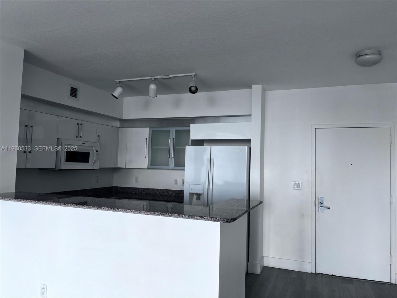 335 S Biscayne Blvd, Unit 2701, Miami, FL 33131 Photo