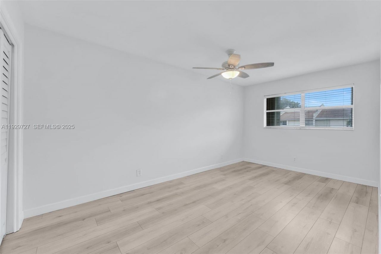 2945 NW 68th St, Fort Lauderdale, FL 33309 Photo