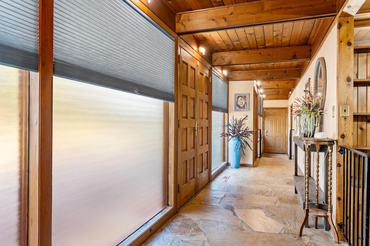 280 NW Livingston Terrace Photo 18