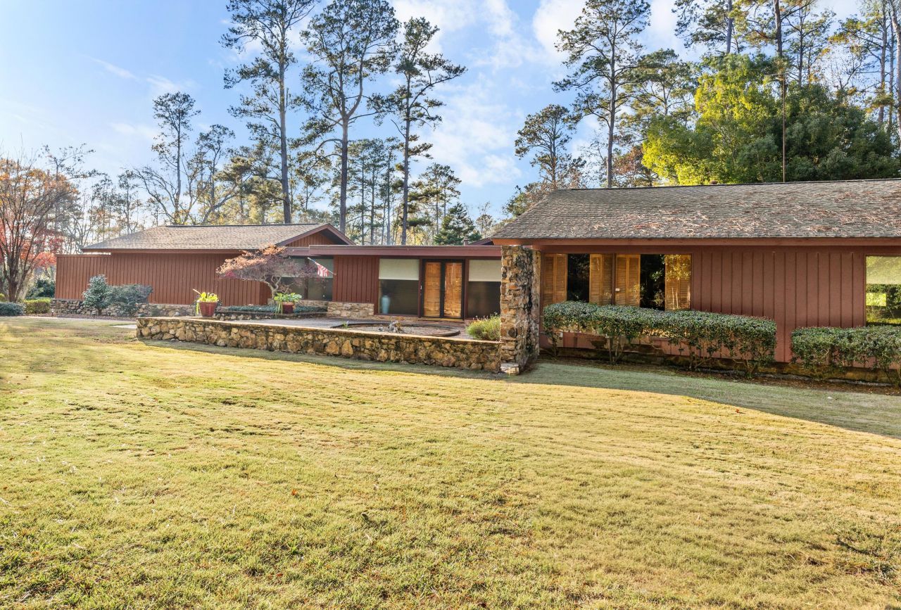 280 NW Livingston Terrace Photo 2