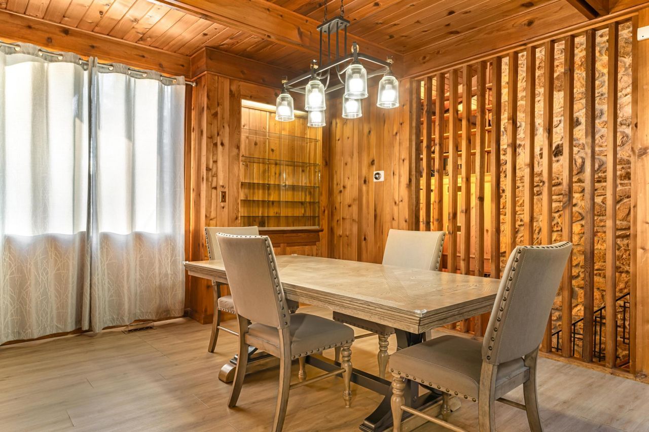 280 NW Livingston Terrace Photo 26