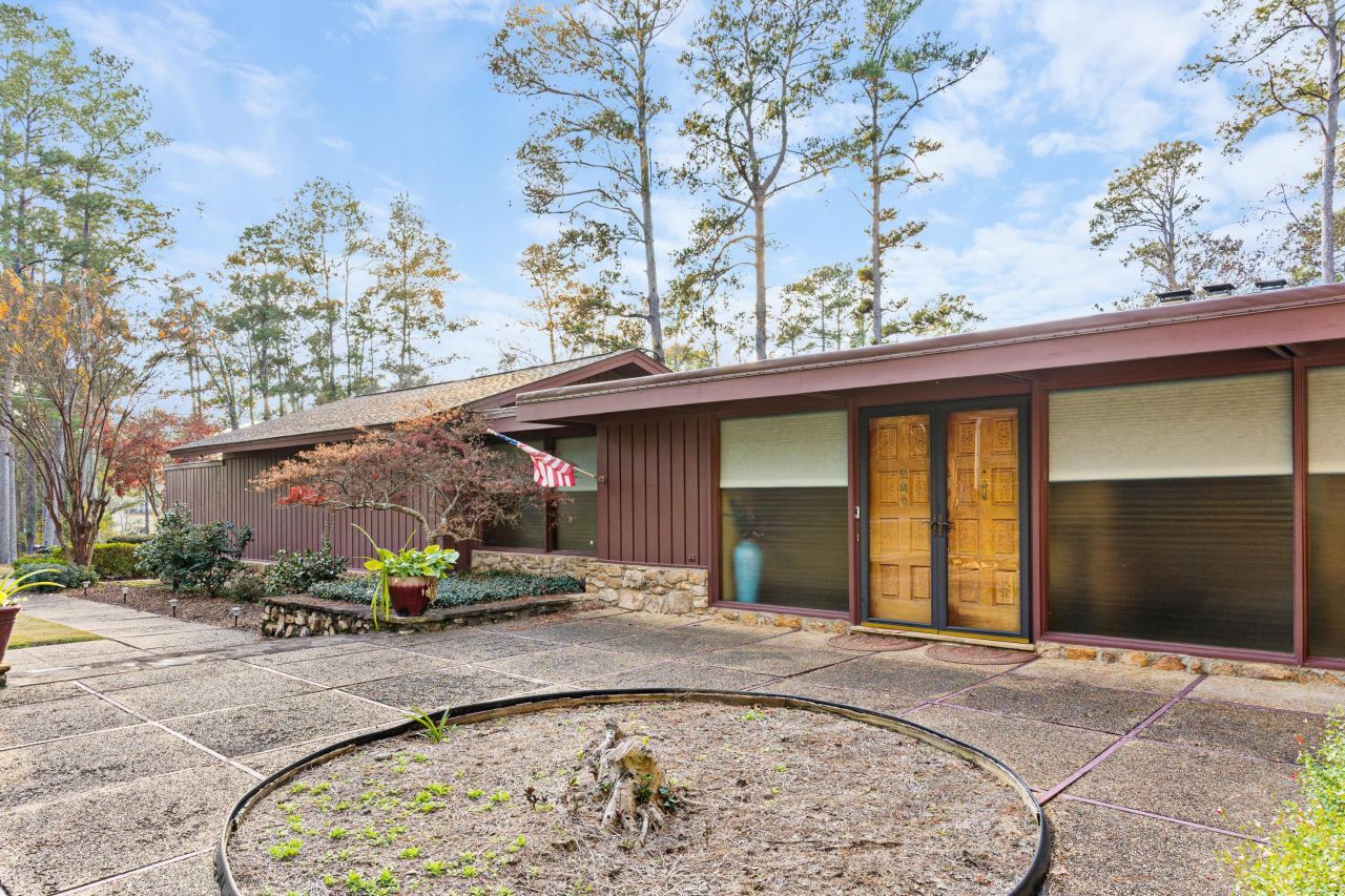 280 NW Livingston Terrace Photo 3