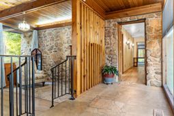 280 NW Livingston Terrace photo 4