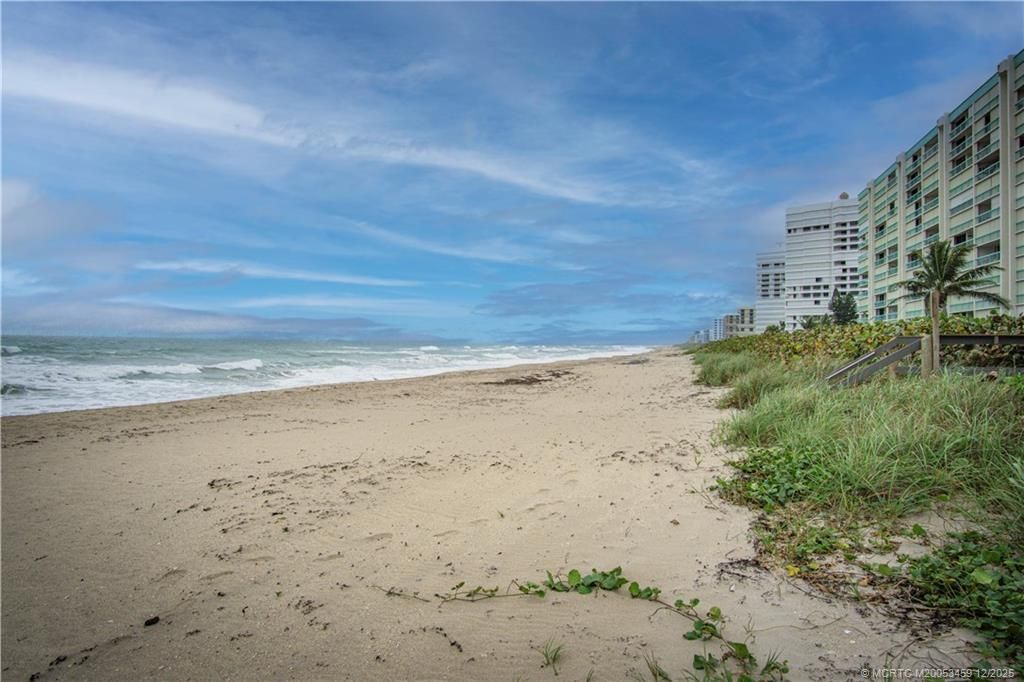 9940 S Ocean Drive, Unit 309, Jensen Beach, FL 34957 Photo