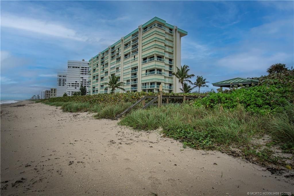 9940 S Ocean Drive, Unit 309, Jensen Beach, FL 34957 Photo