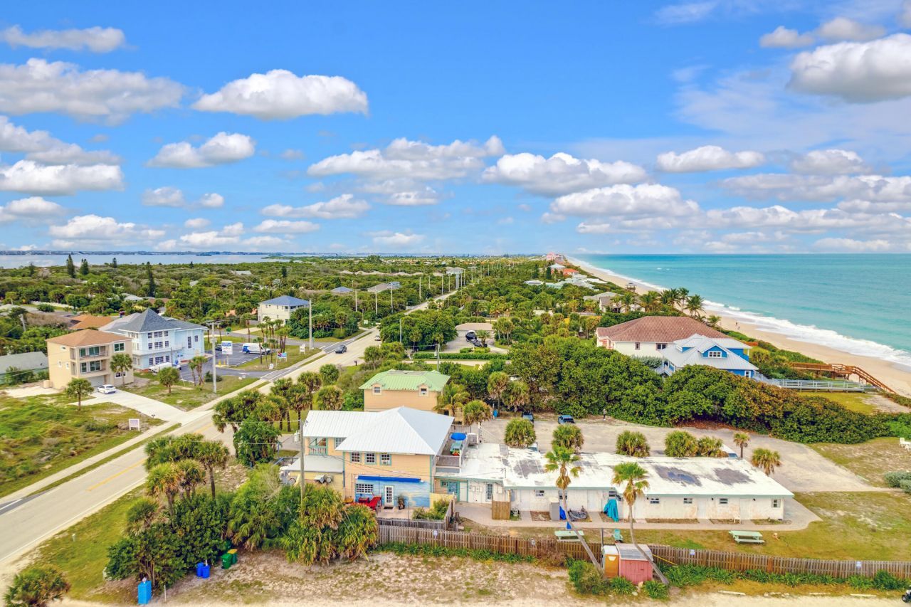 5935 S Hwy A1a, Melbourne Beach, FL 32951 Photo