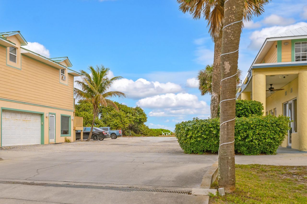 5935 S Hwy A1a, Melbourne Beach, FL 32951 Photo