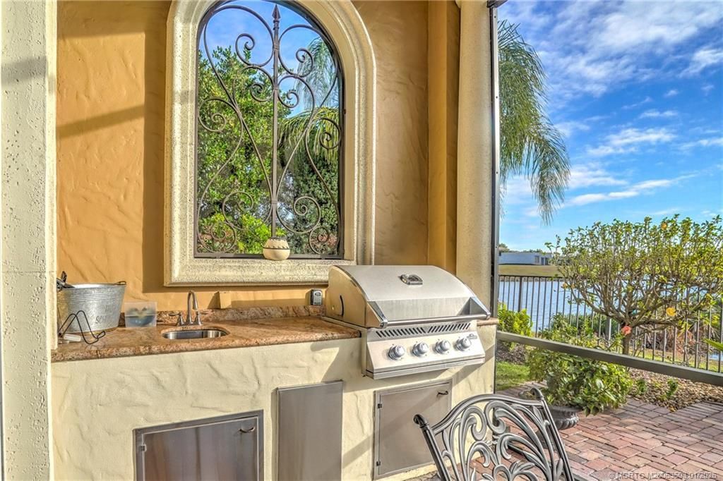 231 SE Bella Strano, Port Saint Lucie, FL 34984 Photo