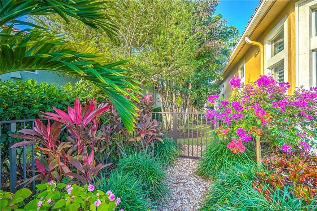 231 SE Bella Strano, Port Saint Lucie, FL 34984 Photo