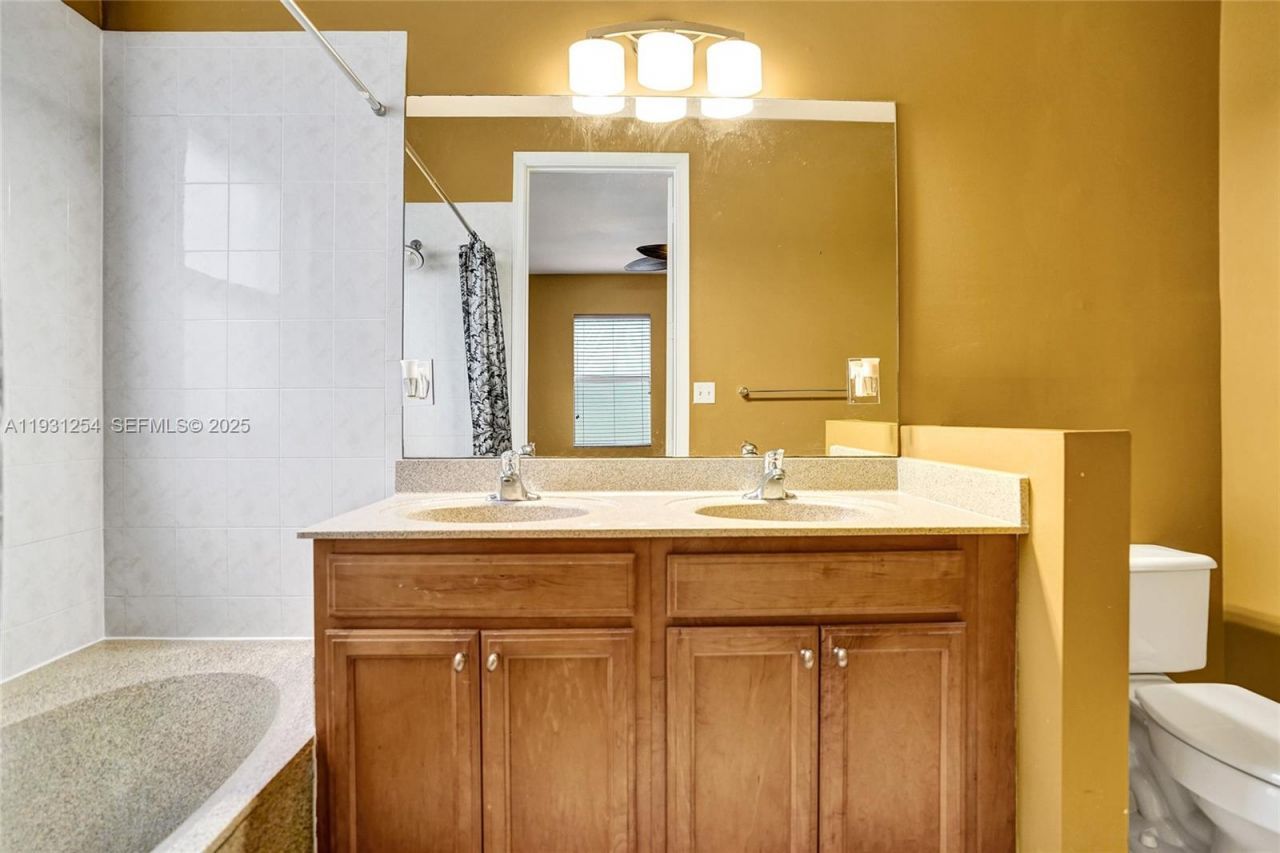 2057 SE Avon Park Dr, Port Saint Lucie, FL 34952 Photo