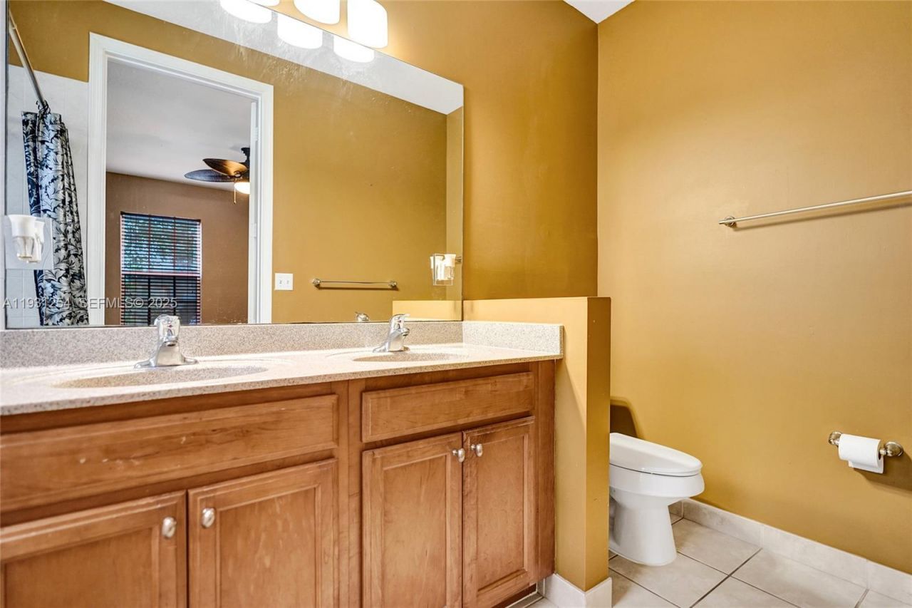 2057 SE Avon Park Dr, Port Saint Lucie, FL 34952 Photo