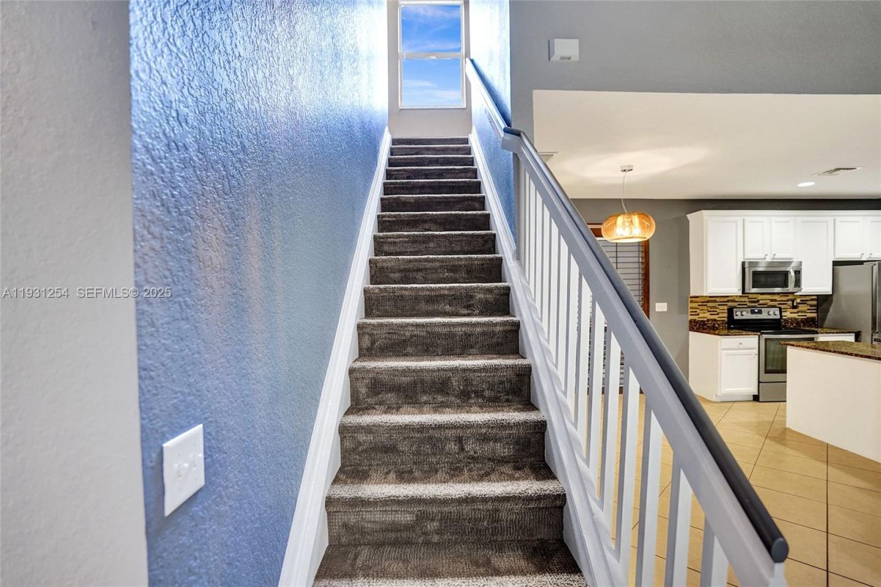 2057 SE Avon Park Dr, Port Saint Lucie, FL 34952 Photo