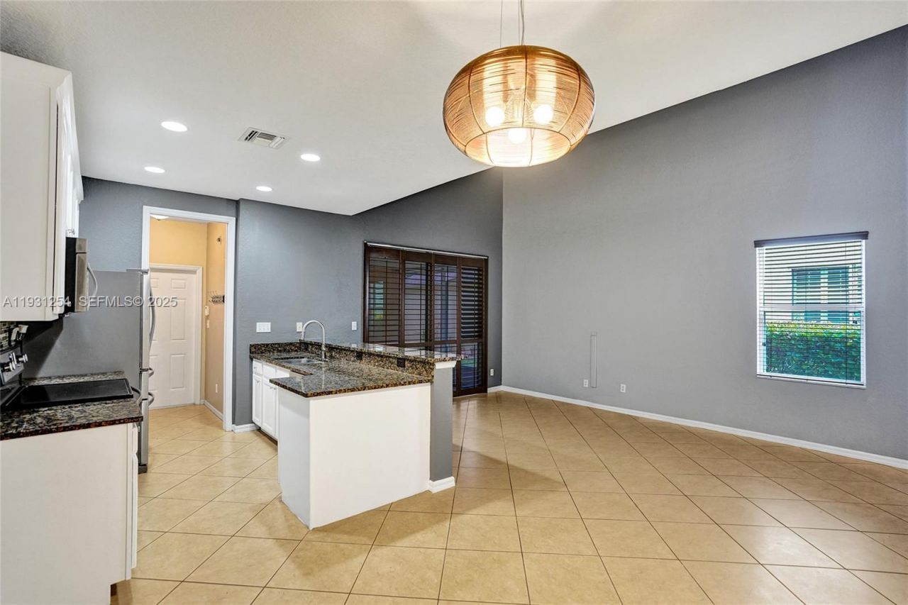 2057 SE Avon Park Dr, Port Saint Lucie, FL 34952 Photo