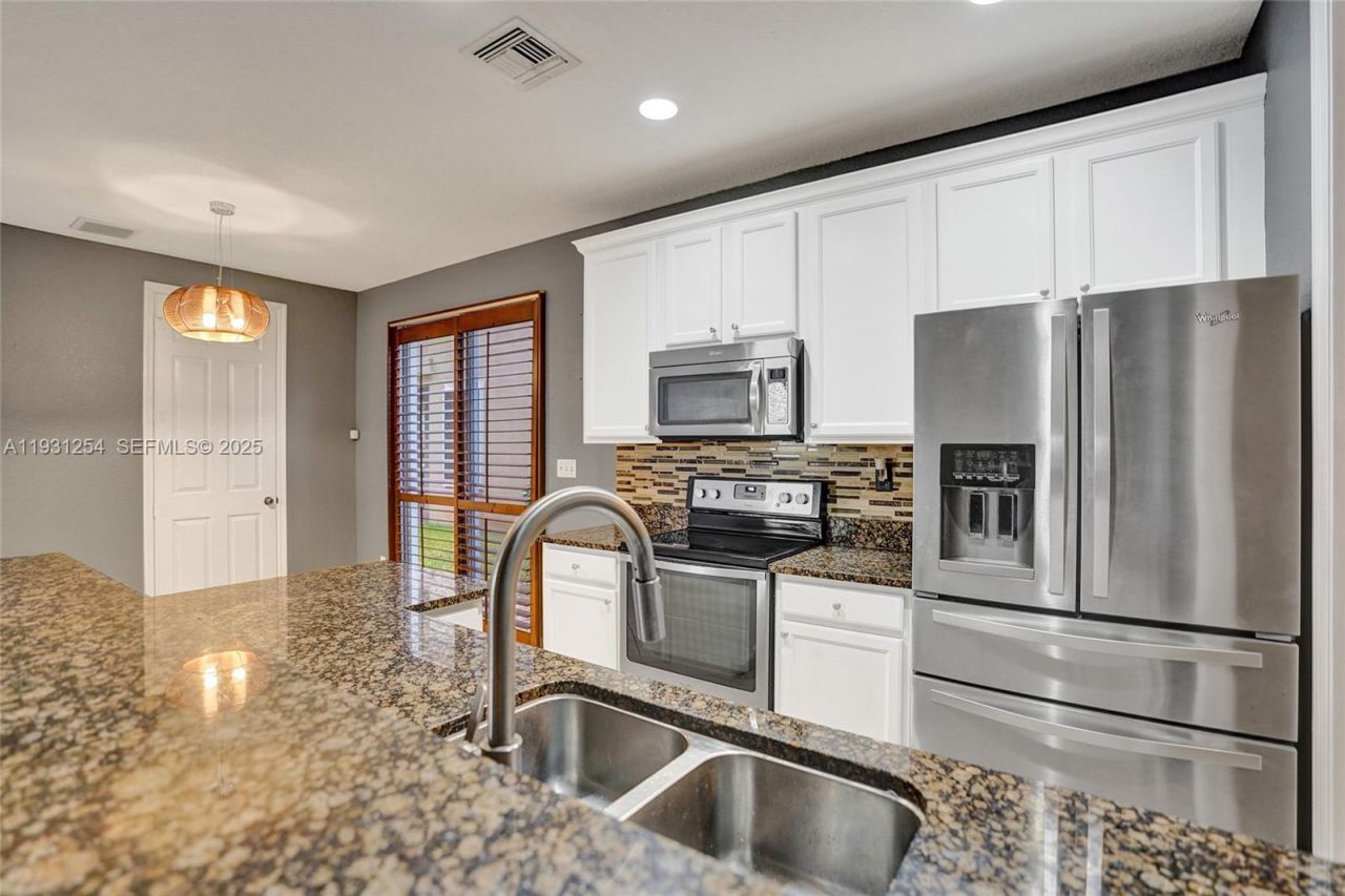 2057 SE Avon Park Dr, Port Saint Lucie, FL 34952 Photo