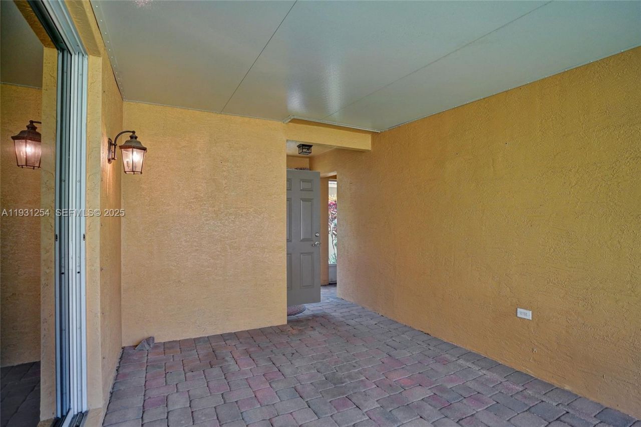 2057 SE Avon Park Dr, Port Saint Lucie, FL 34952 Photo