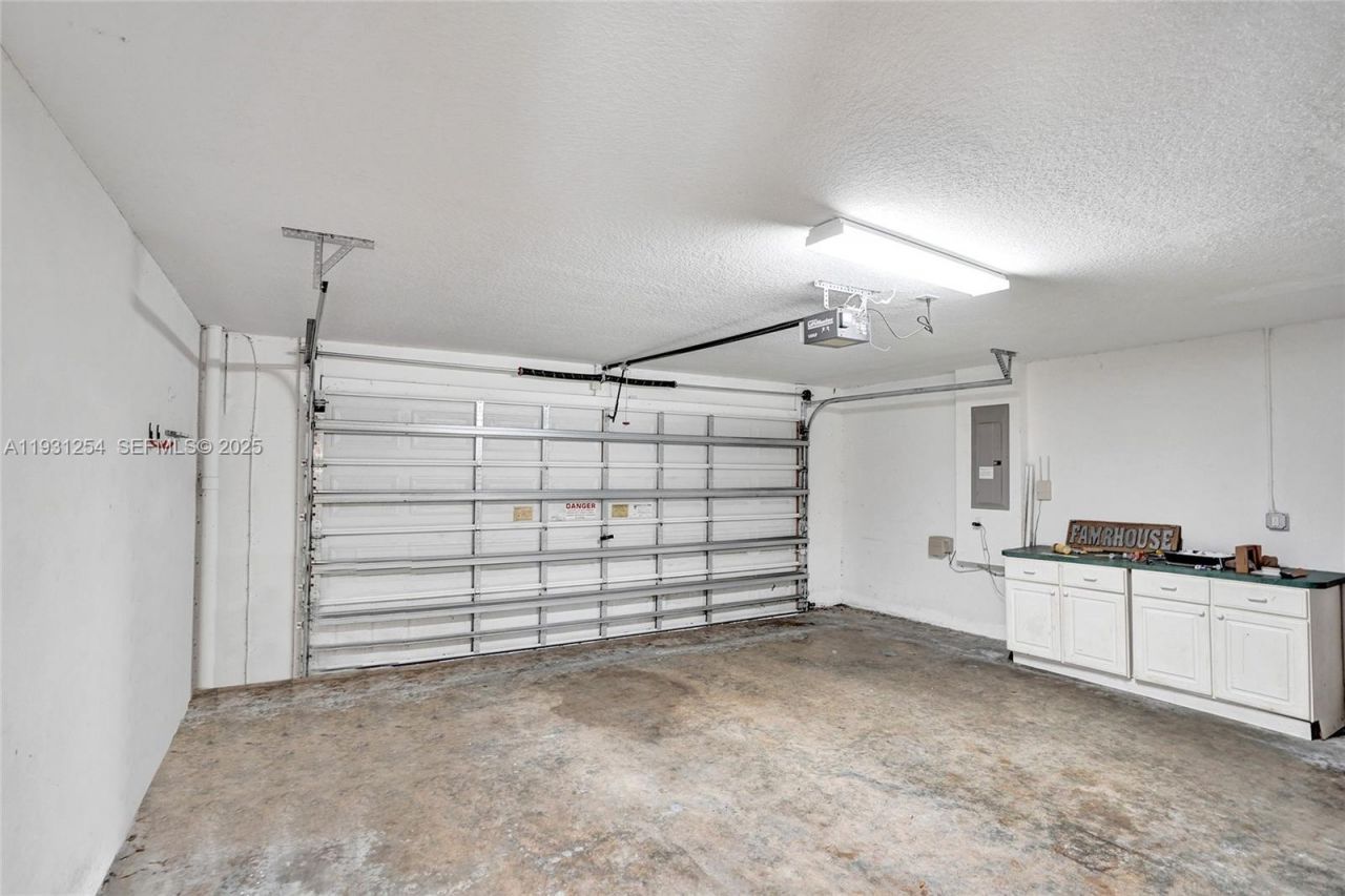 2057 SE Avon Park Dr, Port Saint Lucie, FL 34952 Photo