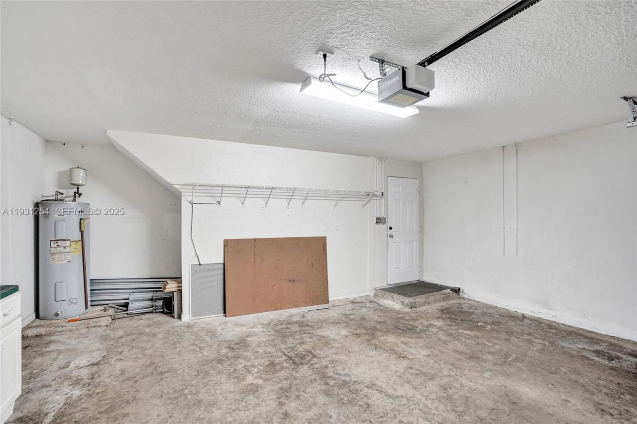 2057 SE Avon Park Dr, Port Saint Lucie, FL 34952 Photo