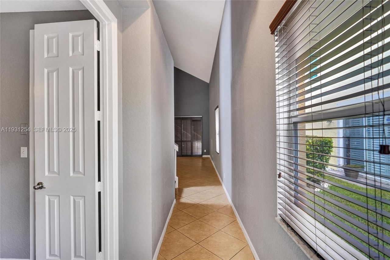 2057 SE Avon Park Dr, Port Saint Lucie, FL 34952 Photo