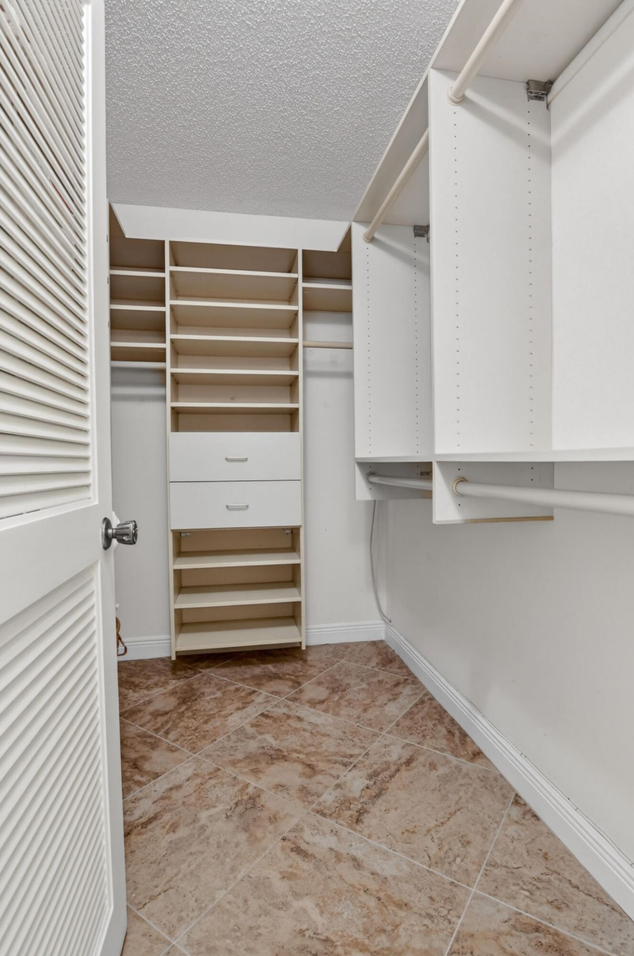 23345 Carolwood Lane, Unit 205, Boca Raton, FL 33428 Photo