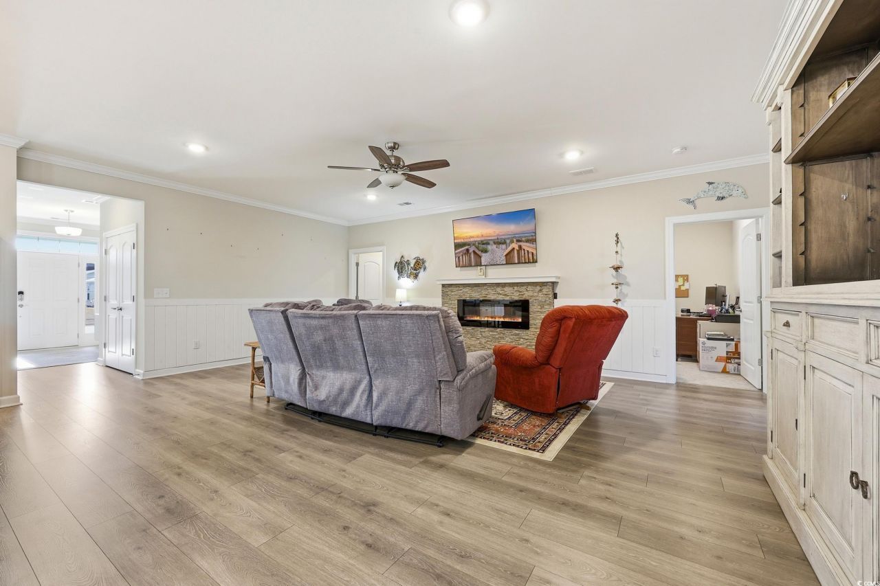 3458 Eversheen Dr. Photo 20