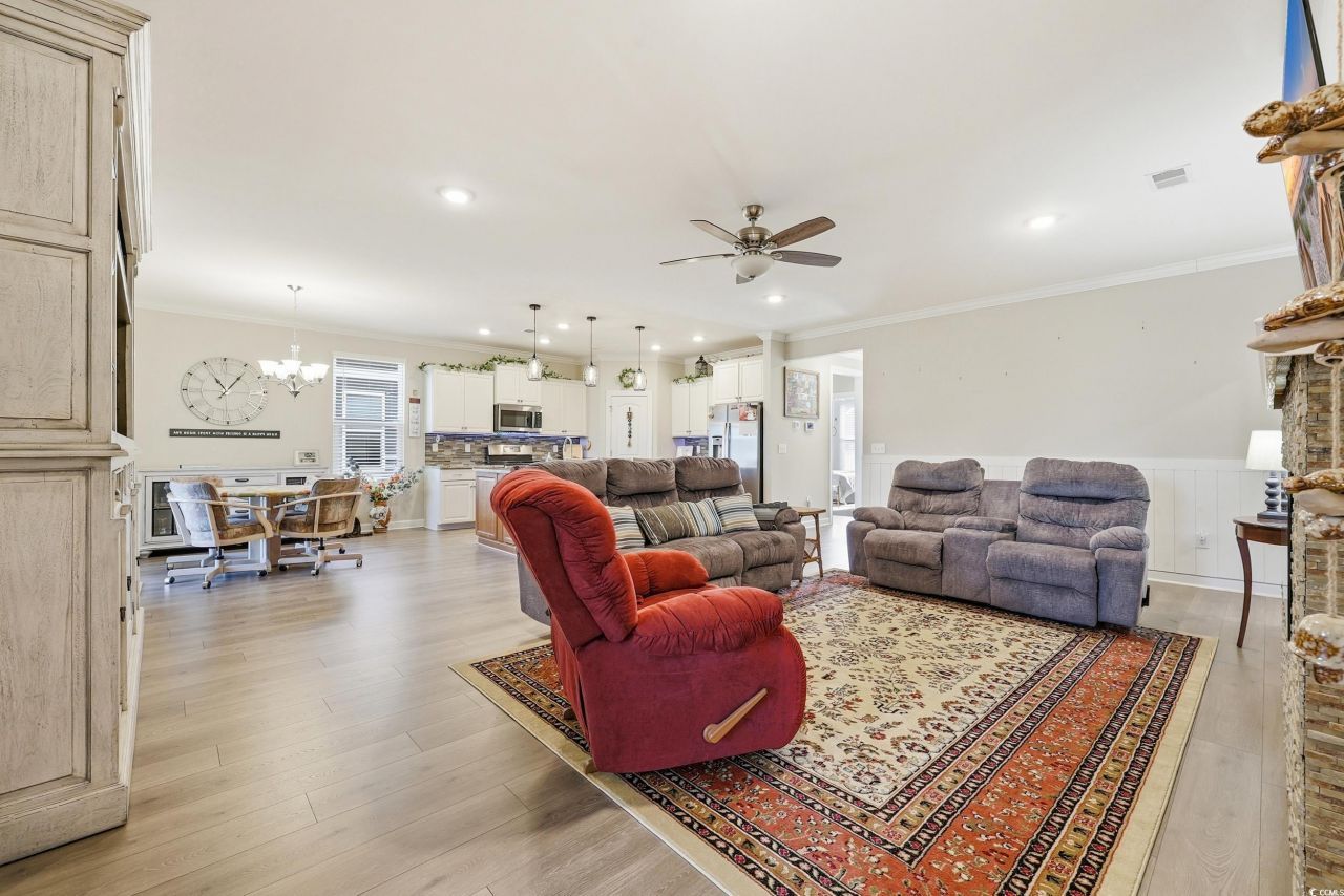 3458 Eversheen Dr. Photo 21