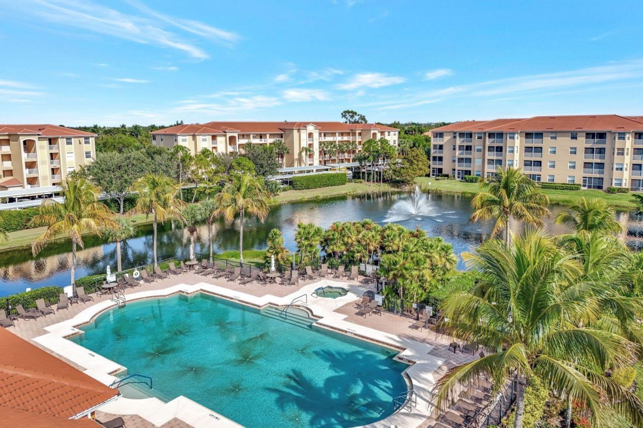 8310 Whiskey Preserve Cir, Unit 212, Fort Myers, FL 33919 Photo