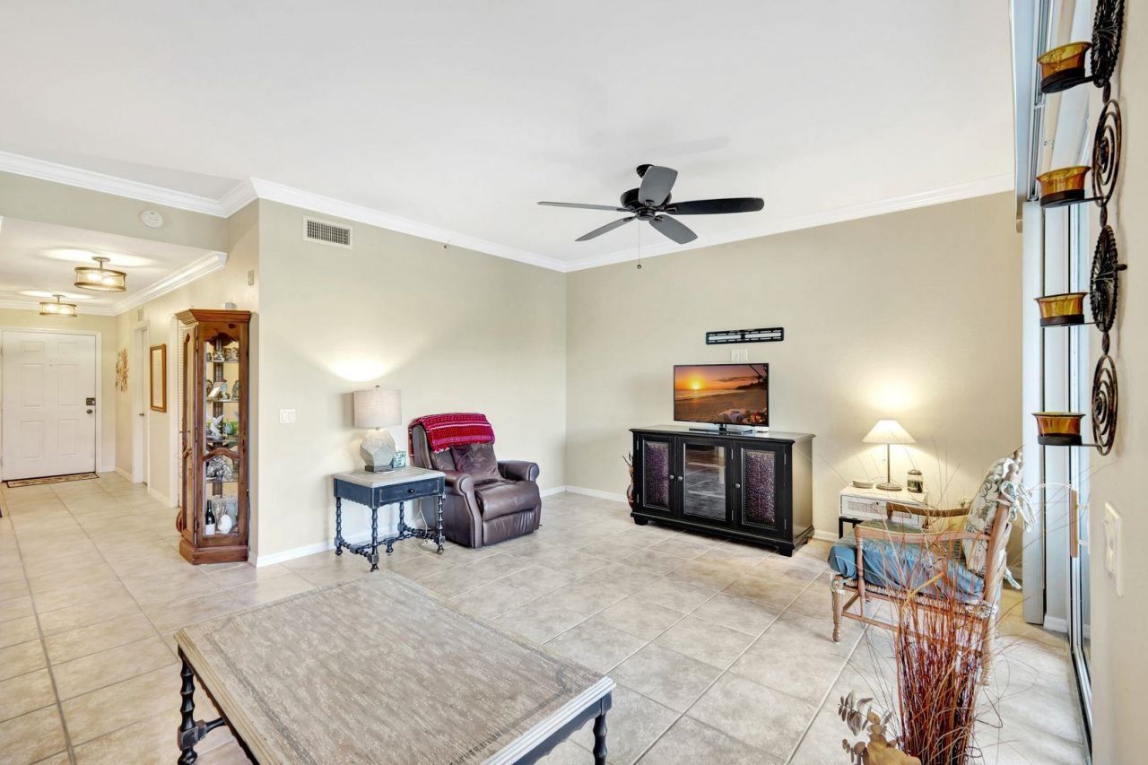 8310 Whiskey Preserve Cir, Unit 212, Fort Myers, FL 33919 Photo