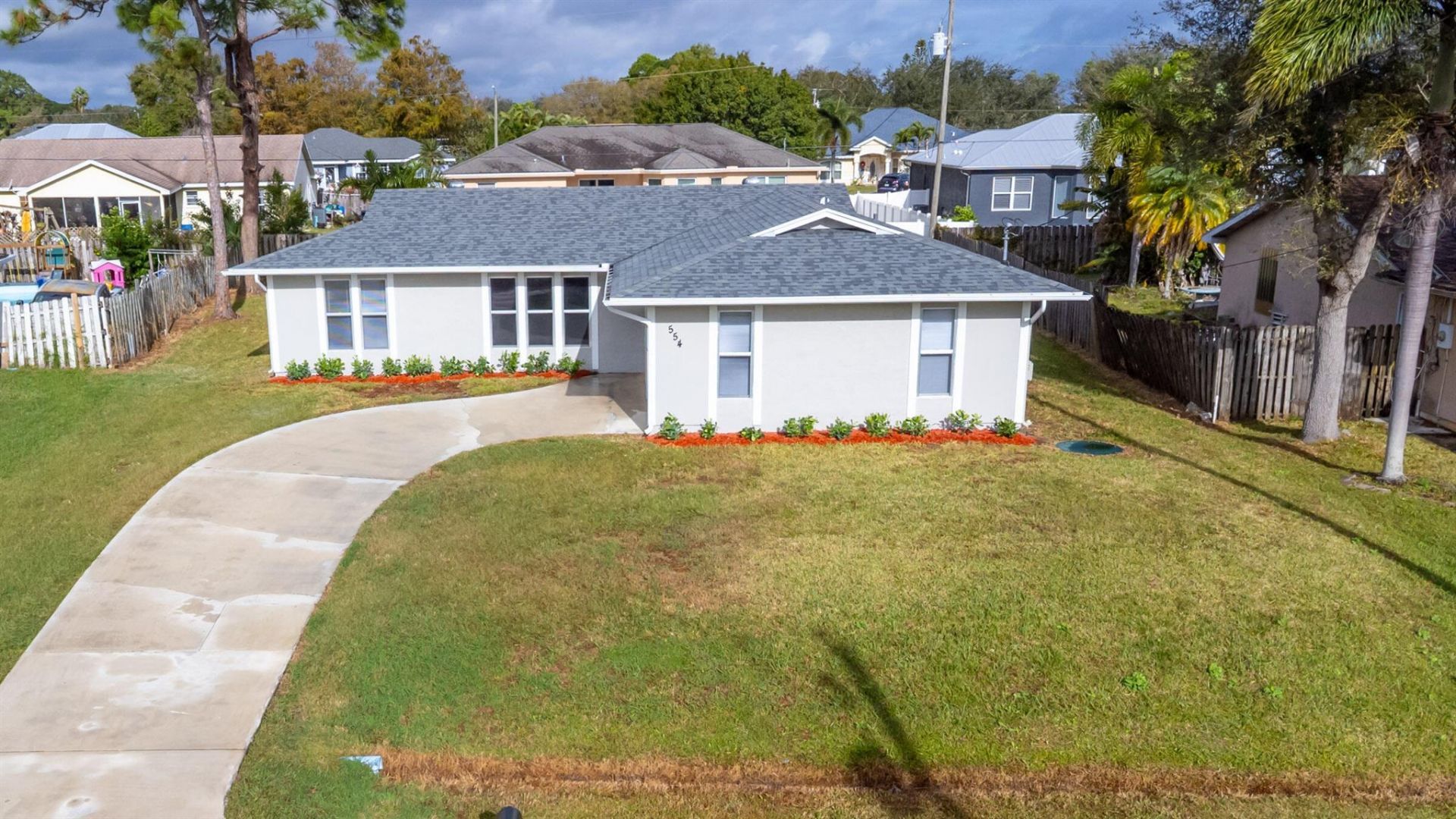 554 NW Twylite Terrace, Port Saint Lucie, FL 34983 Photo
