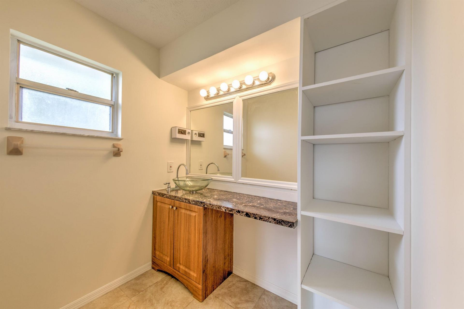 554 NW Twylite Terrace, Port Saint Lucie, FL 34983 Photo