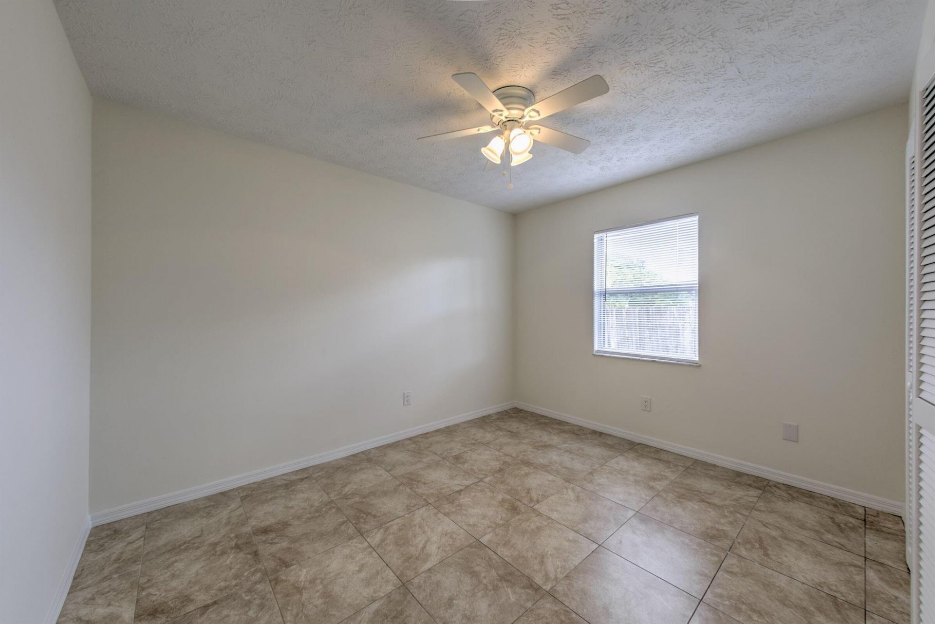 554 NW Twylite Terrace, Port Saint Lucie, FL 34983 Photo