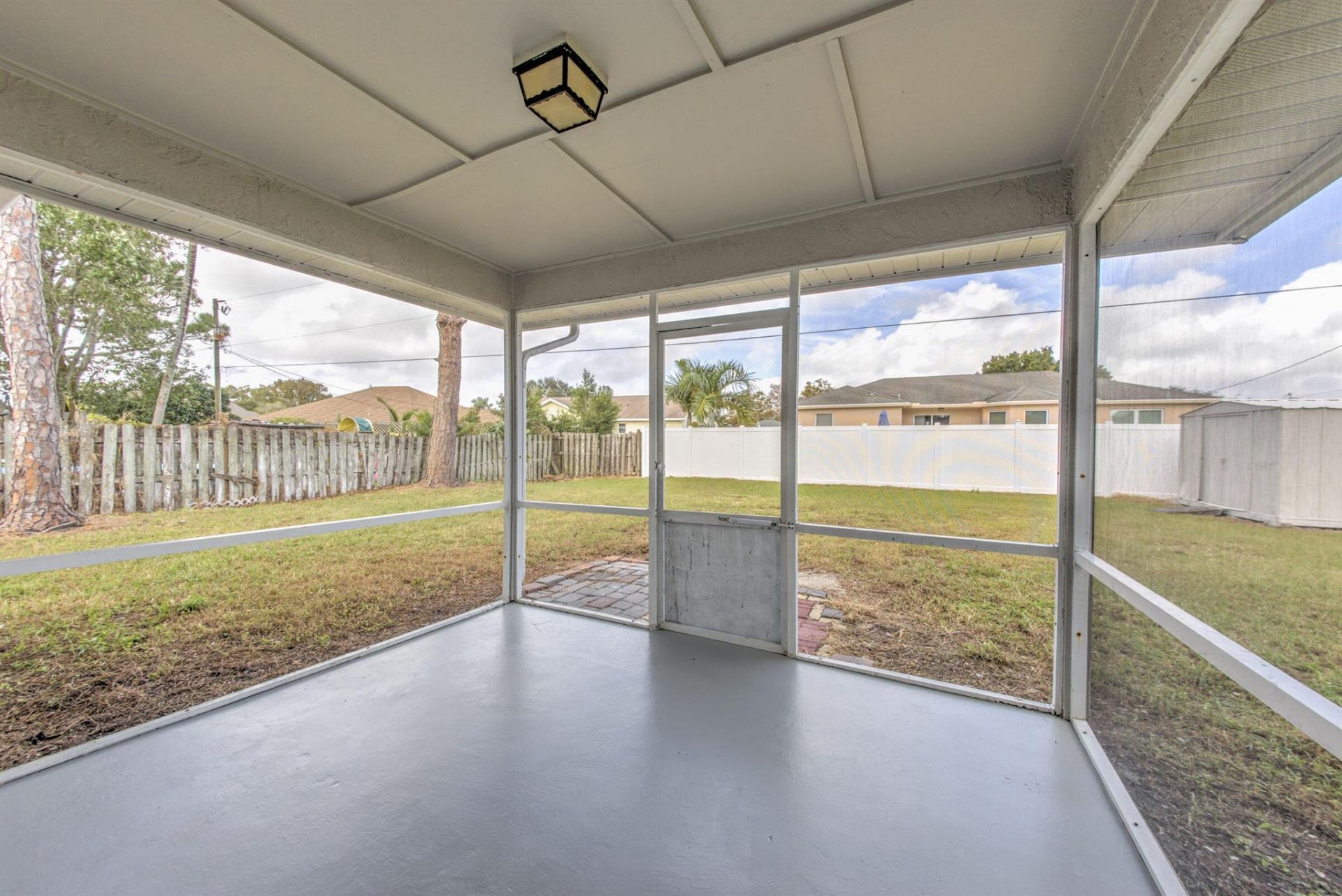 554 NW Twylite Terrace, Port Saint Lucie, FL 34983 Photo