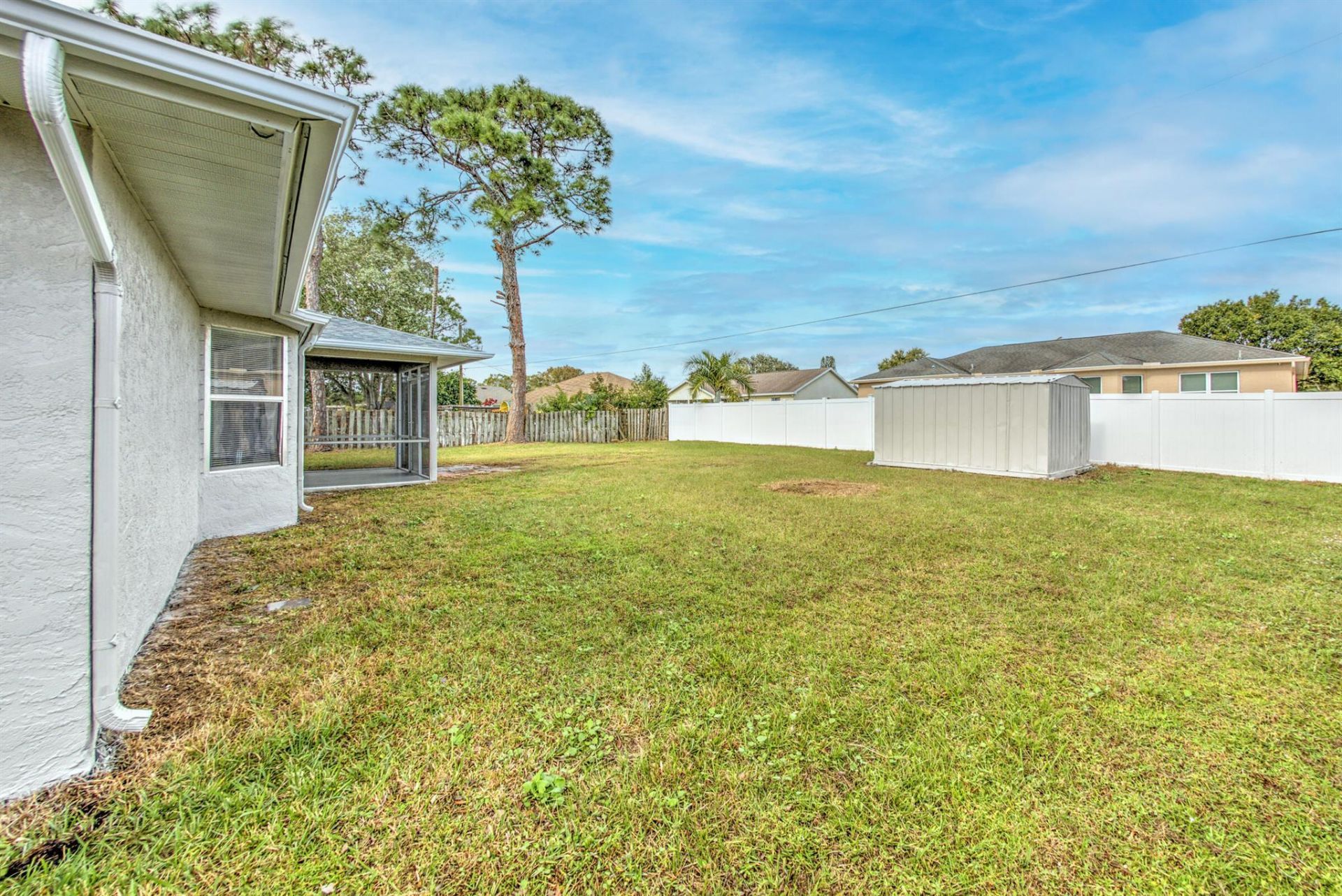 554 NW Twylite Terrace, Port Saint Lucie, FL 34983 Photo