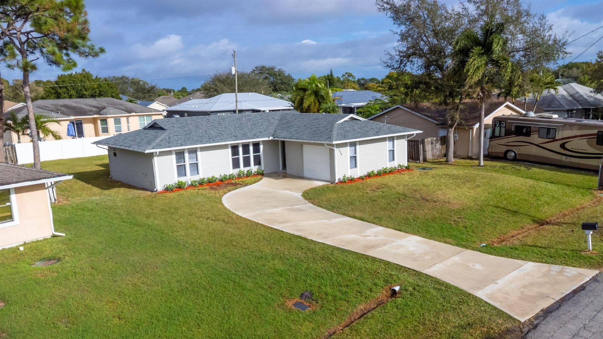 554 NW Twylite Terrace, Port Saint Lucie, FL 34983 Photo