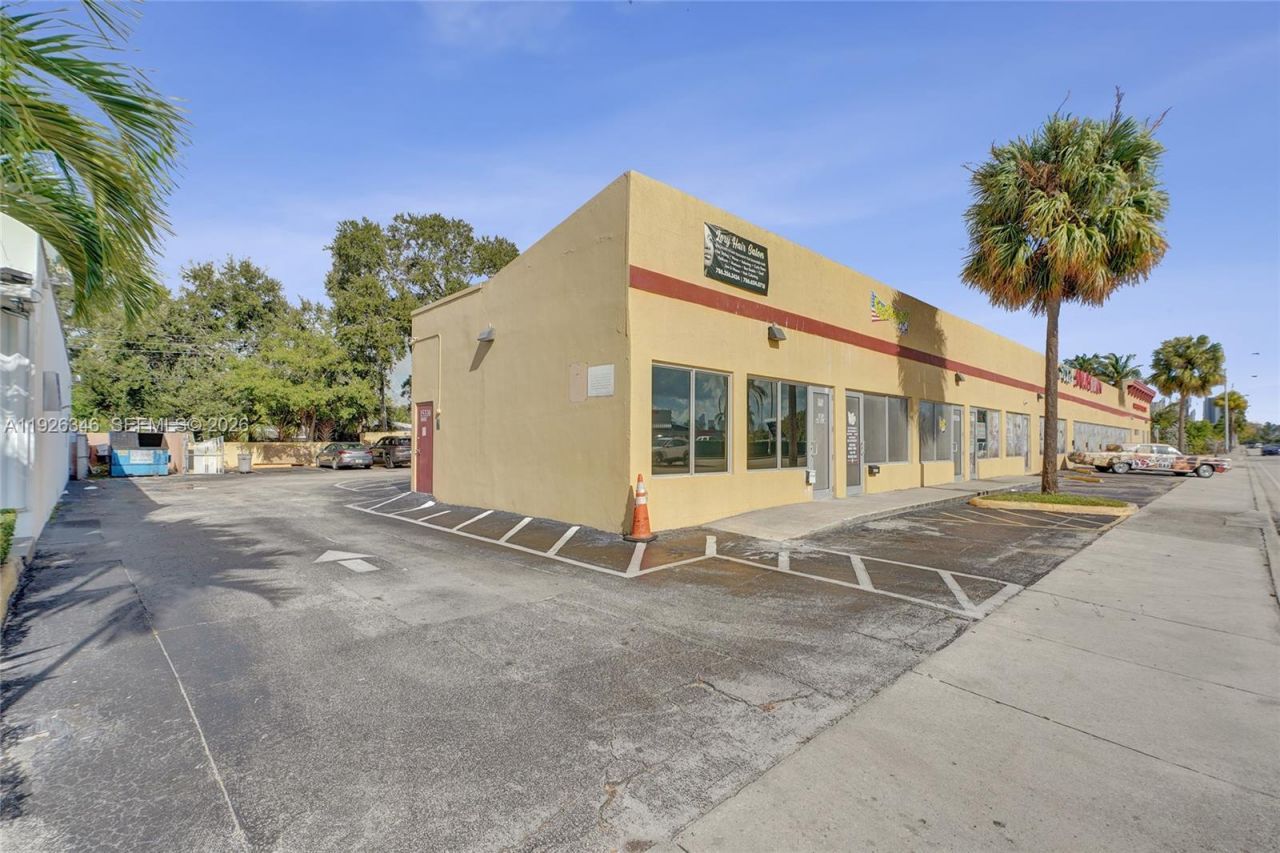 15330 W Dixie Hwy, North Miami Beach, FL 33162 Photo