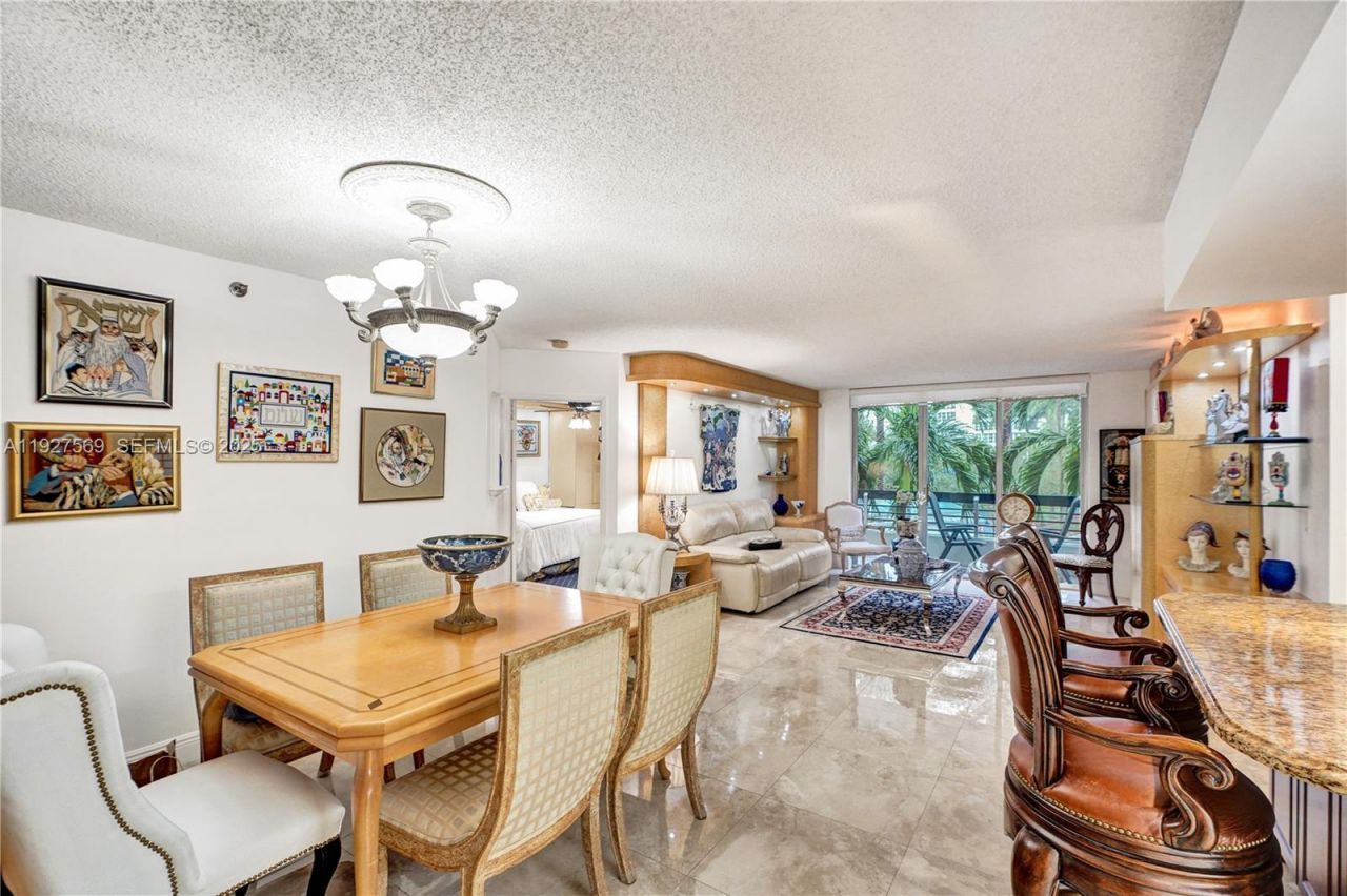 3600 Mystic Pointe Dr, Unit 311, Aventura, FL 33180 Photo