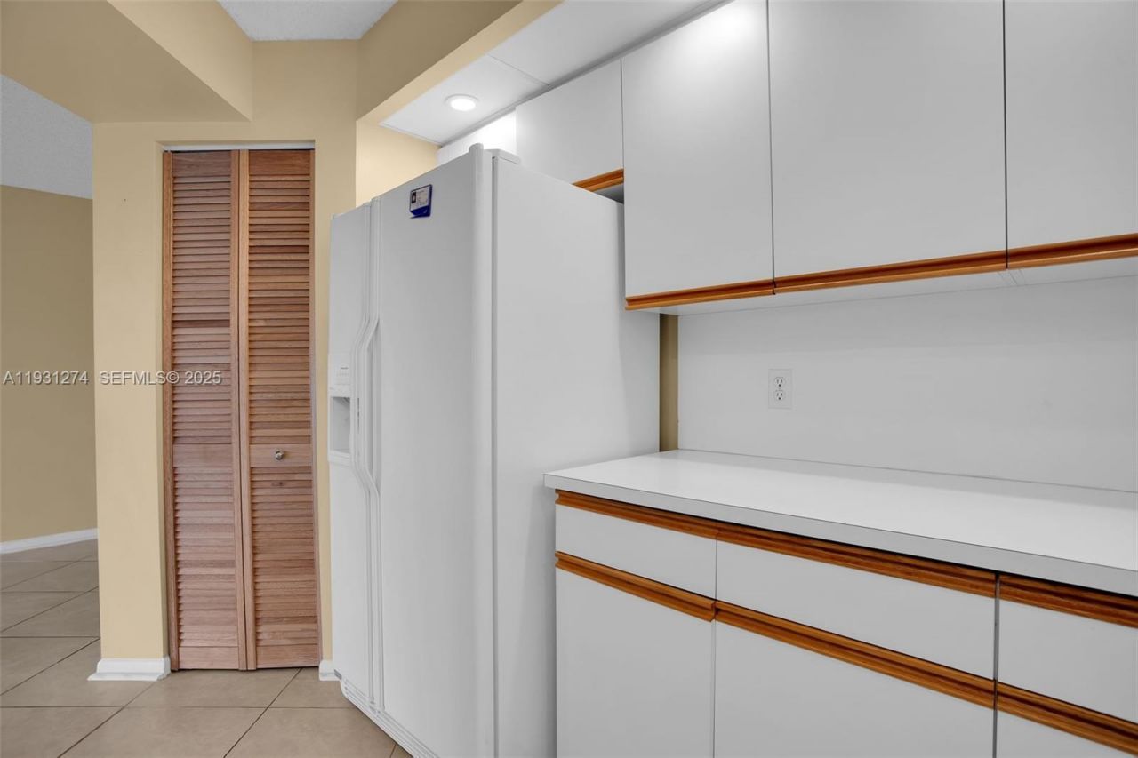 12701 SW 14th St, Unit 402J, Pembroke Pines, FL 33027 Photo