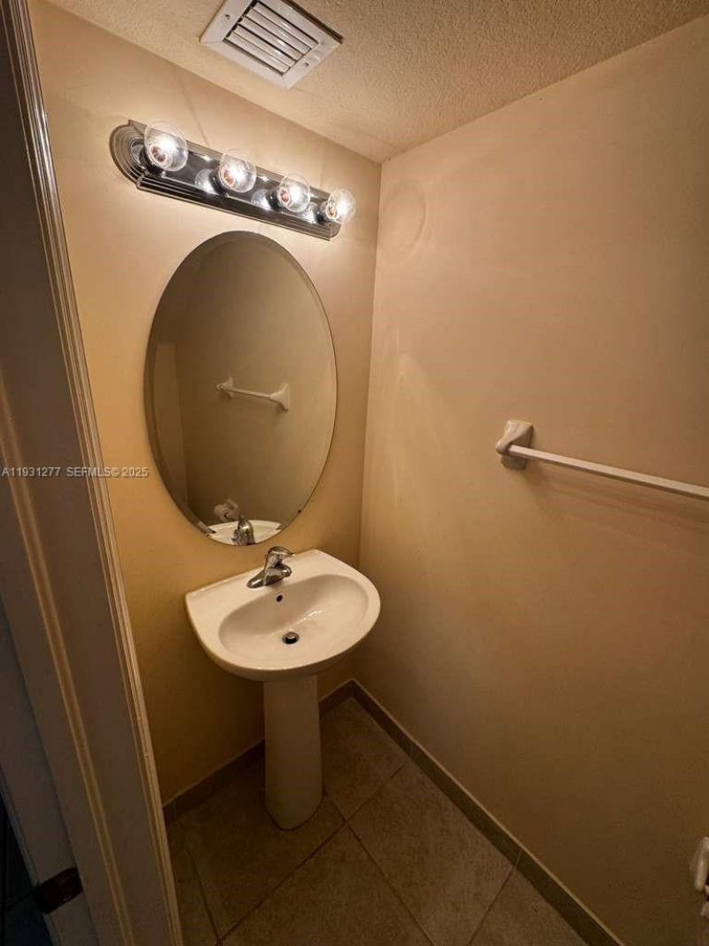 2819 SE 1st Dr, Unit 5, Homestead, FL 33033 Photo