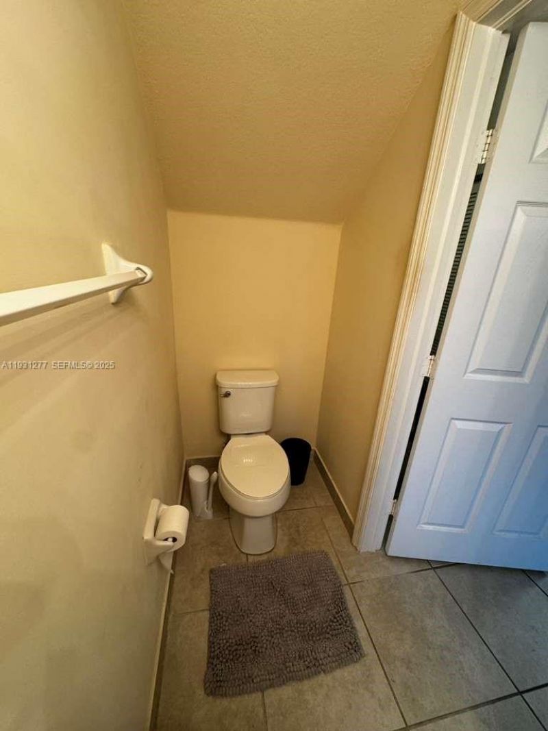 2819 SE 1st Dr, Unit 5, Homestead, FL 33033 Photo