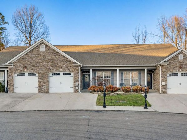 7685 Magnolia Leaf Lane, Chattanooga, TN 37421