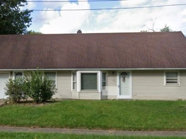 699 Irving Park Boulevard, Sheffield Village, OH 44054