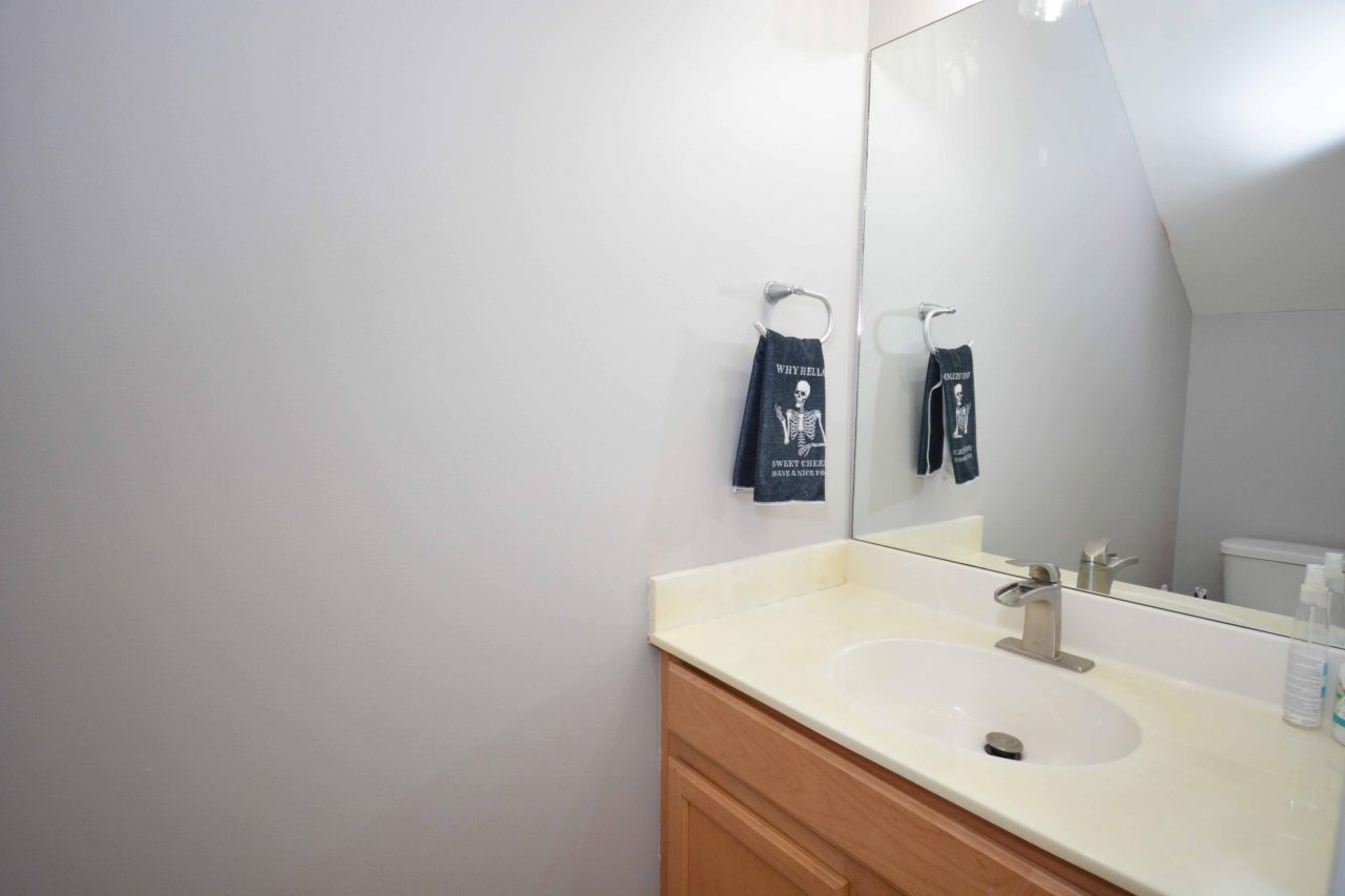 9142 Maple Grove Drive Photo 20