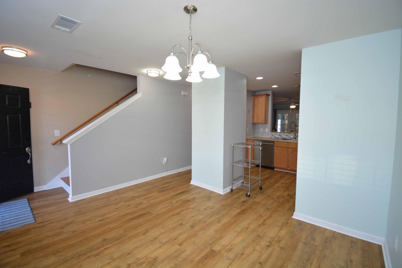 9142 Maple Grove Drive Photo 6