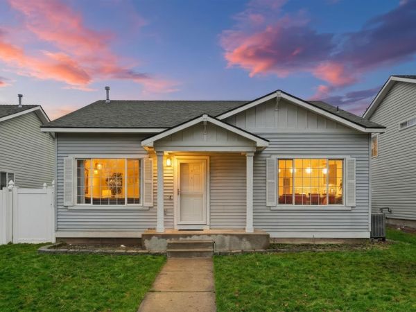 10209 E 17th Ln, Spokane Valley, WA 99206