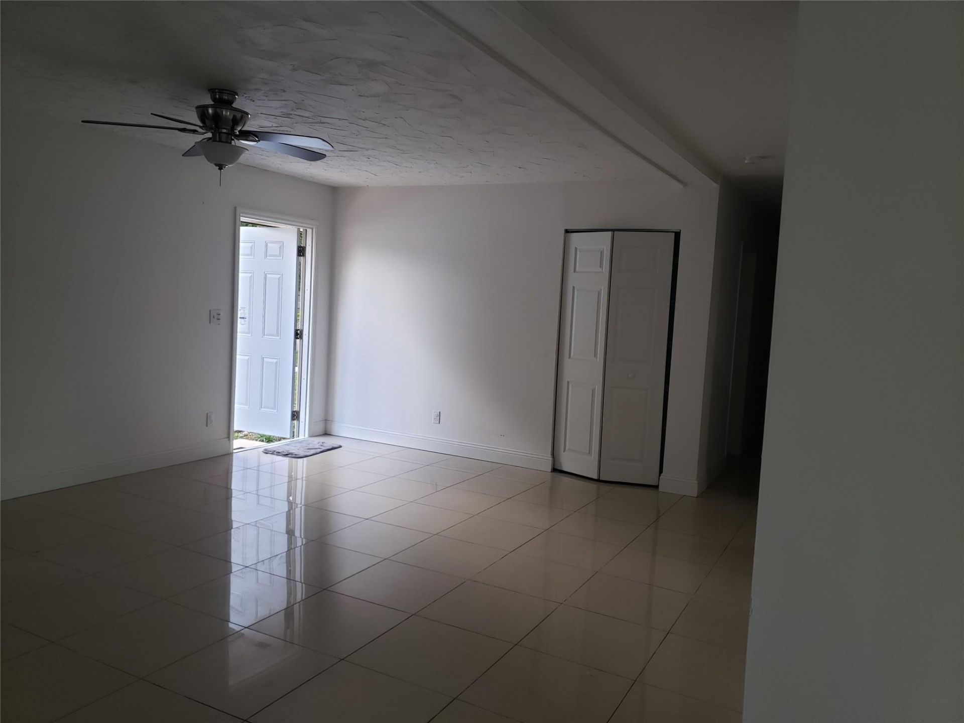 7815 NW 73rd Avenue, Tamarac, FL 33321 Photo