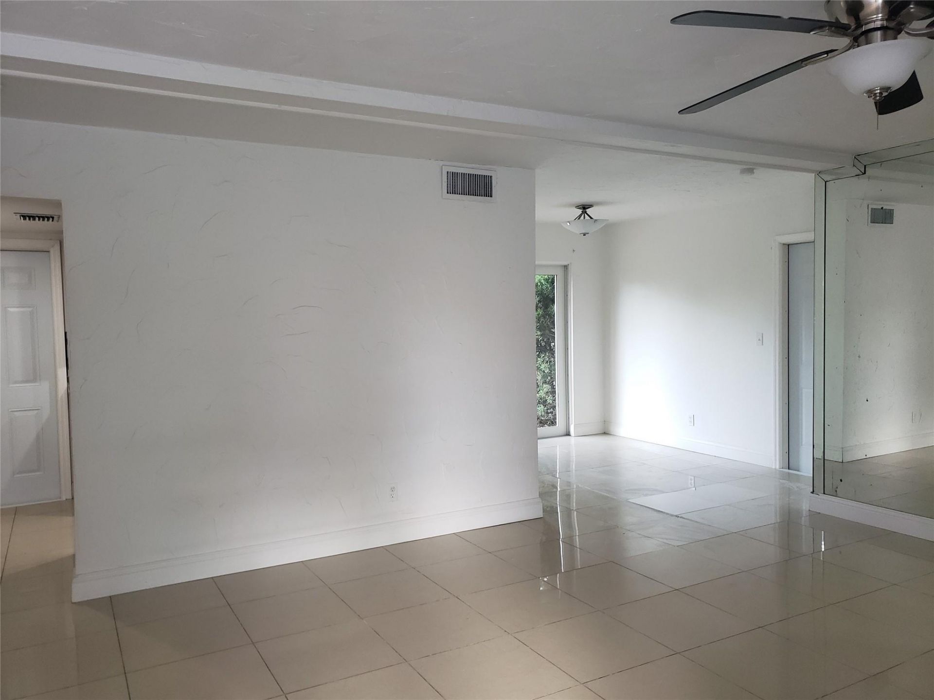 7815 NW 73rd Avenue, Tamarac, FL 33321 Photo