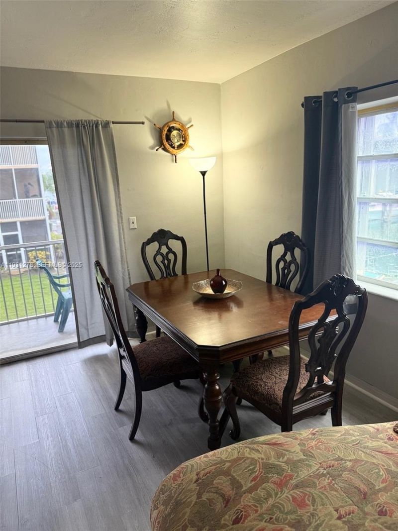 1510 SE 15th St, Unit 210, Fort Lauderdale, FL 33316 Photo