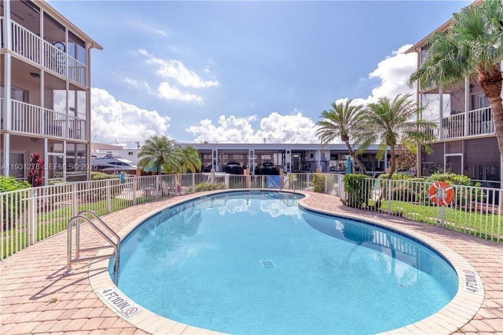 1510 SE 15th St, Unit 210, Fort Lauderdale, FL 33316 Photo