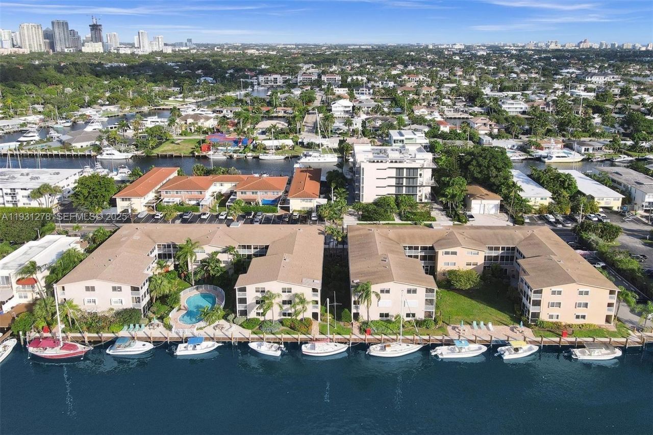 1510 SE 15th St, Unit 210, Fort Lauderdale, FL 33316 Photo