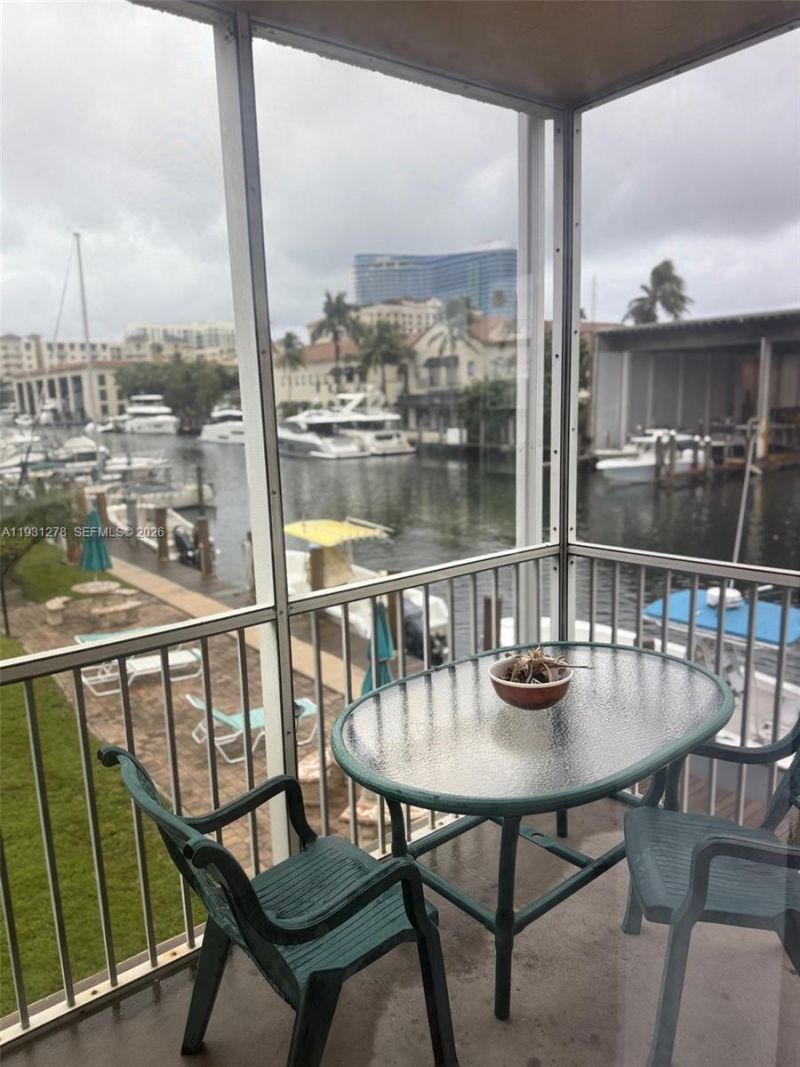 1510 SE 15th St, Unit 210, Fort Lauderdale, FL 33316 Photo
