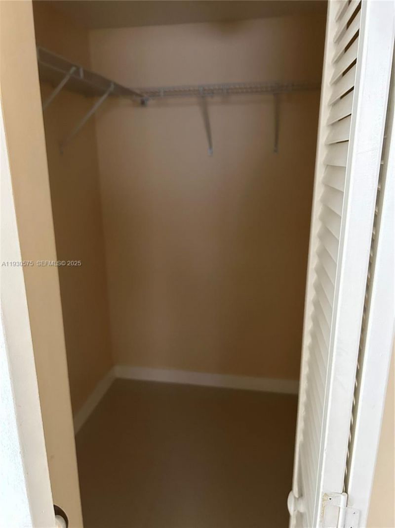 7910 N Colony Cir N, Unit 209, Tamarac, FL 33321 Photo